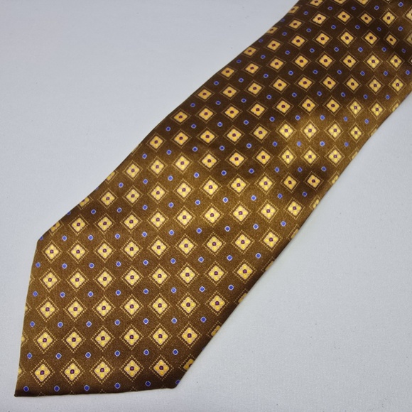 Exquisite BRIONI Mens Silk Necktie: A Timeless Geometric Foulard in Brown, Gold - Picture 4 of 13